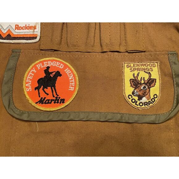 Vintage SafeTbak Hunting Best With Deer Patches And Pouch Safety Back - Picture 8 of 16